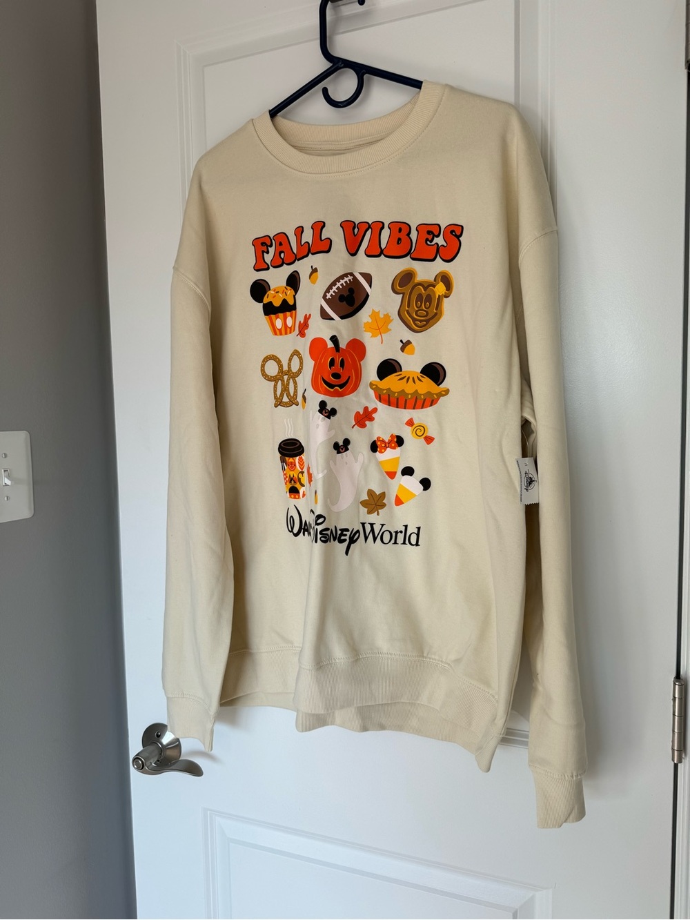 Disney Parks Fall Vibes Coffee, Pumpkin, Pie, Ivory Cream Sweater (Size: XL)